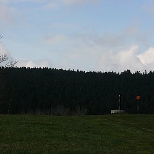 Bouřka na vrcholu U Českých chalup (7.5.2017 10:59)