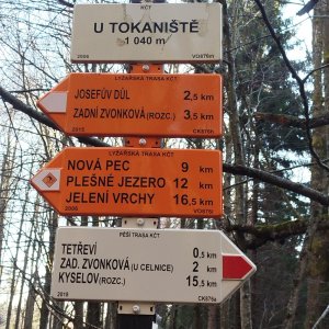 Jan Blažej on the summit of Tokaniště (12.12.2025 9:26)