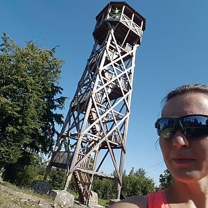 Marcela Kubíčková on the summit of Sosnová (11.9.2021 11:20)