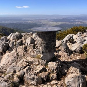 Betička on the summit of Gradišče (Njivica) (22.5.2026 9:52)