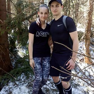 Antonie na vrcholu Malý Travný (21.4.2019 13:17)
