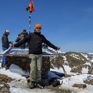 Gajdács Marek na vrcholu Coma Pedrosa (6.5.2019 14:34)