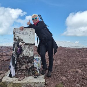 Marcela Zedková on the summit of Midžur (10.5.2026 13:30)