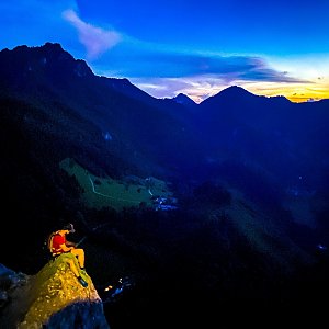 Martin Malý na vrcholu Kreuzmauer (18.6.2021 22:17)