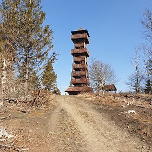 Petr Pepe Peloušek na vrcholu Velký Javorník (26.3.2022 13:22)