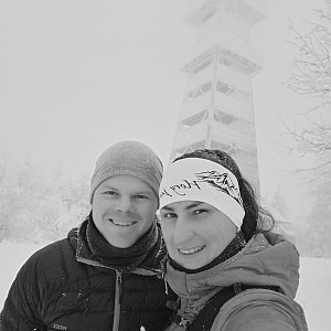 Katy on the summit of Velký Javorník (11.12.2022 10:47)