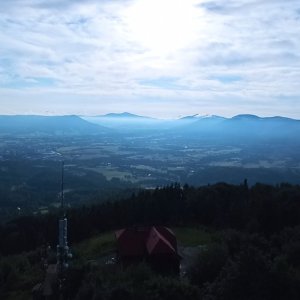 Alžběta Šlosarová na vrcholu Velký Javorník (10.8.2023 7:46)