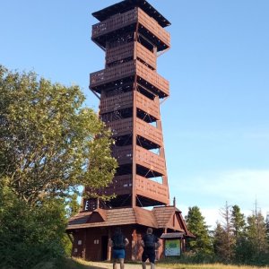 Alžběta Šlosarová na vrcholu Velký Javorník (14.8.2023 7:58)