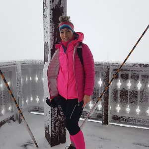 Andy Navrátil Zrnková na vrcholu Velký Javorník (30.1.2021 9:49)