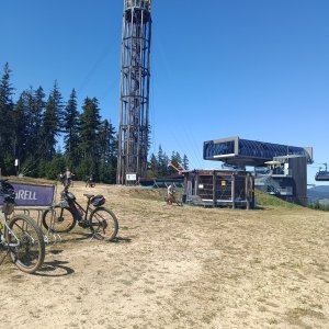 Ivo on the summit of Štvanice (14.8.2026 14:11)