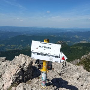 Vojta Žiak on the summit of Veľký Rozsutec (22.6.2025 14:20)