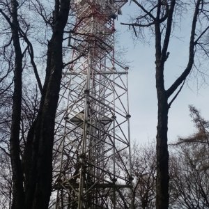 Jiřina on the summit of Zámčisko (22.3.2025 15:13)