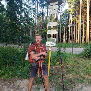 Tomáš Vašíček na vrcholu Na Koncích CZ/SK (4.7.2021 20:17)