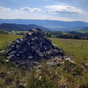 ZdenkaV na vrcholu Holý vrch (3.6.2022 16:51)