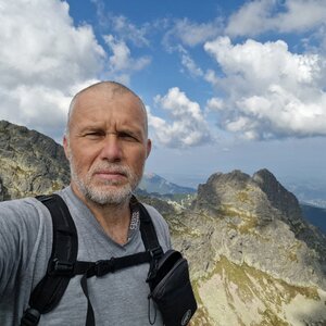 Rastislav Biarinec on the summit of Zmarzłe Czuby SV (31.8.2024 10:55)