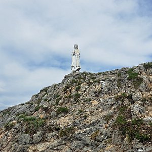 Horalka Anička on the summit of Spinnerin (20.5.2023)
