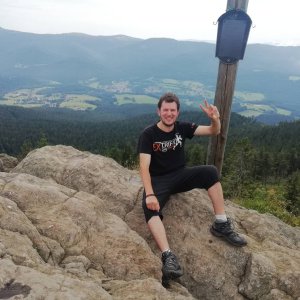 ženda on the summit of Ostrý (28.7.2019 13:00)