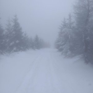 Eliška na vrcholu Źmijowiec (26.1.2023 15:10)